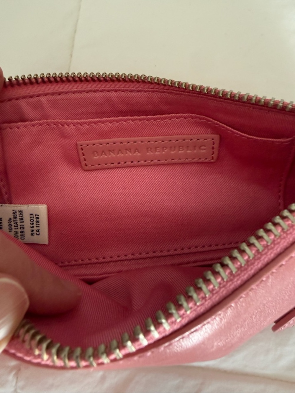 Banana Republic Pink Genuine Leather Clutch with Silver Buckle Accents! NWOT! - Picture 2 of 3